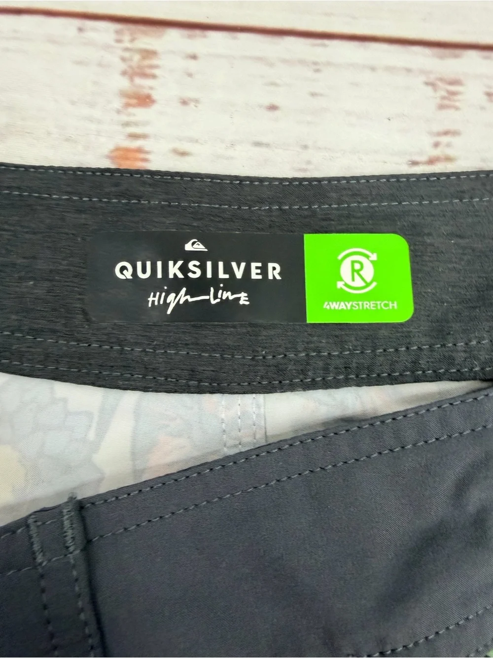 Quicksilver Men’s size 36 50th Anniversary Floral High Line Board Shorts